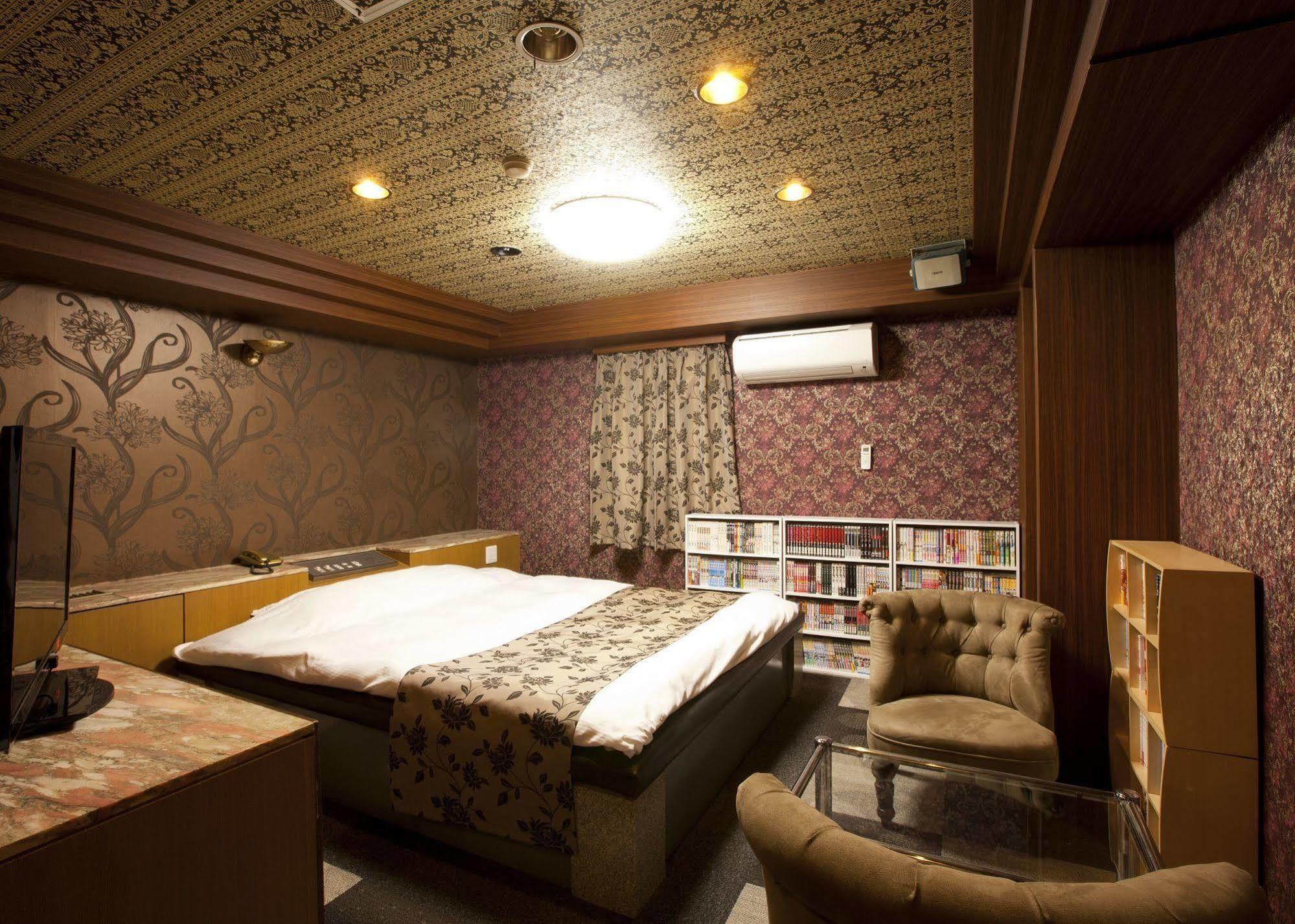 Hotel Dessert Hills - Adults Only Muko Екстериор снимка